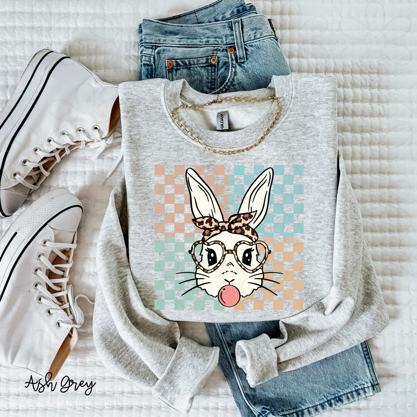 Retro Checkered Rabbit Completed Tee