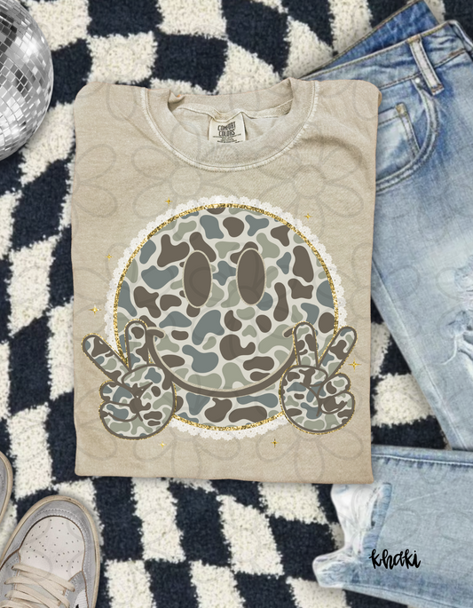 Camo Lace Smiley Peace Sign Kids Completed Tee