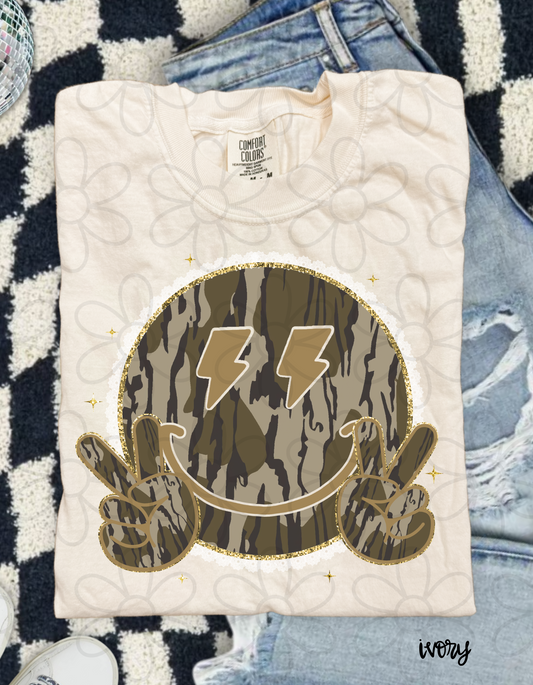 Camo Gold Smiley Peace Sign Kids Completed Tee
