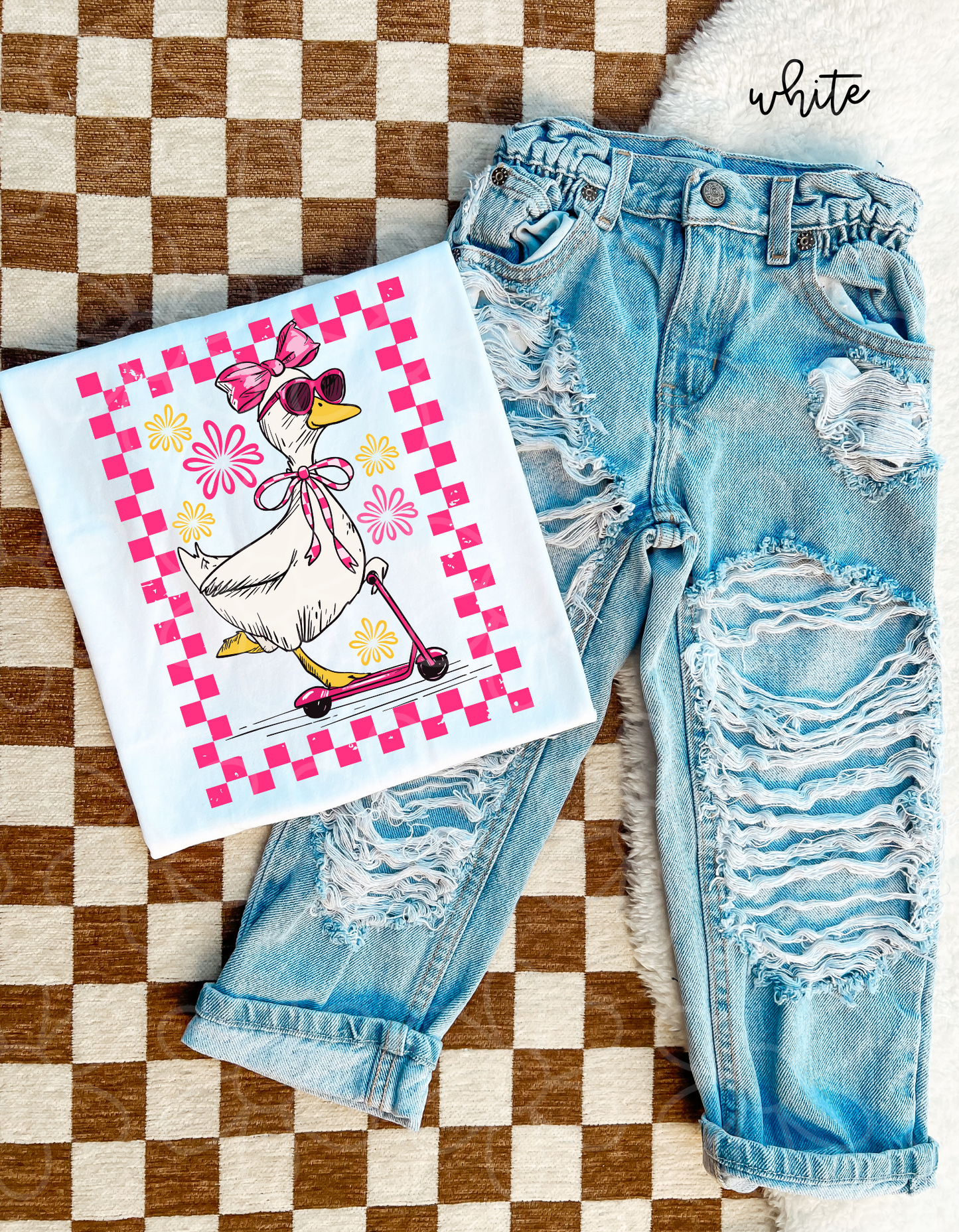 Goose Pink Scooter Kids Completed Tee