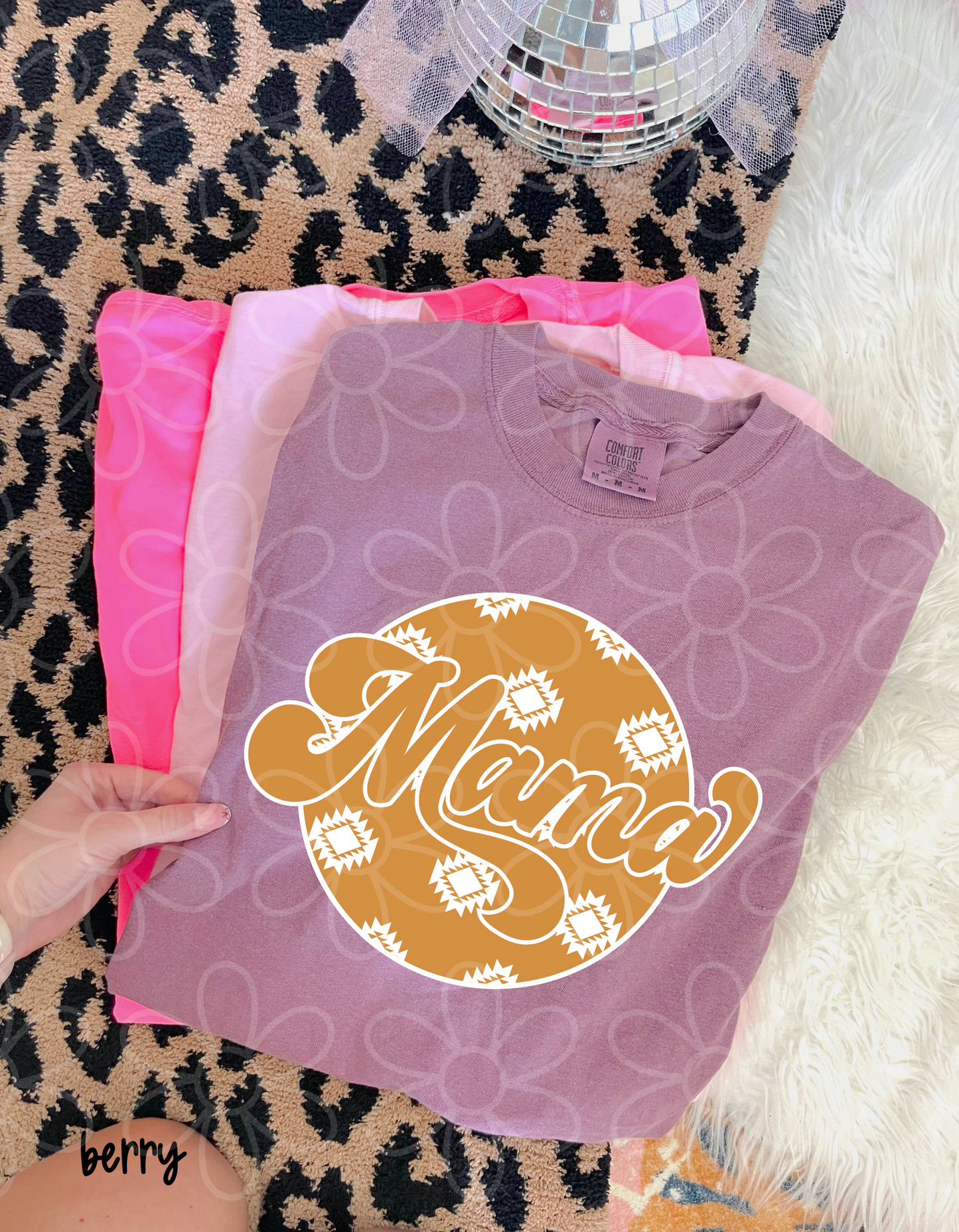 Western MaMa Circle Completed Tee