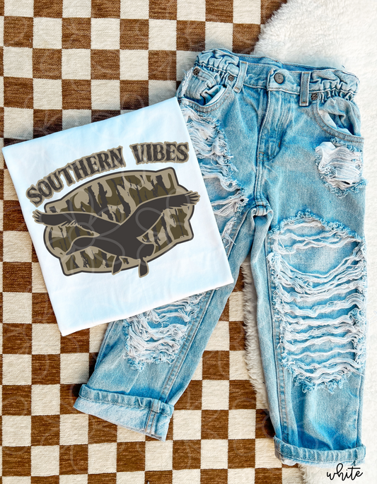 Duck Camo Southern Vibes Completed Tee