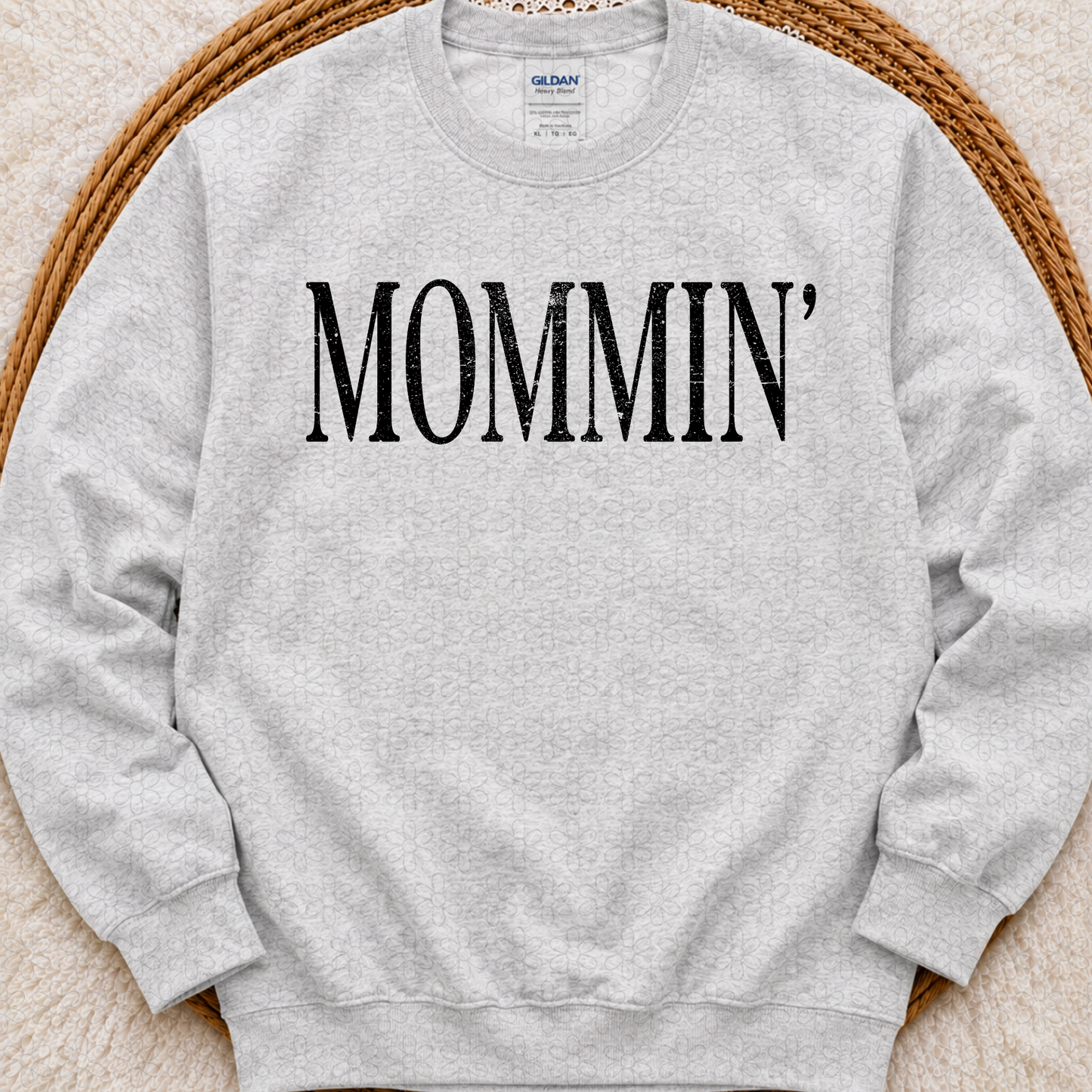 MOMMIN (Multiple Color Options) Completed Tee