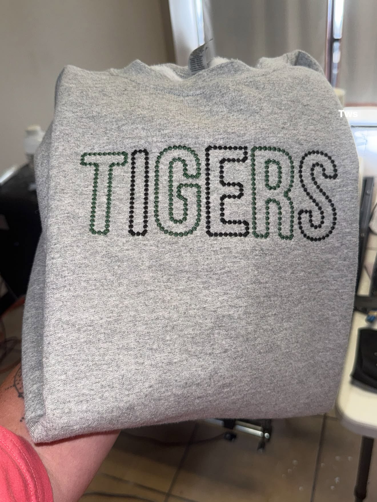 Custom Outline Font- CAN SAY ANYTHING ANY COLORs Embroidery