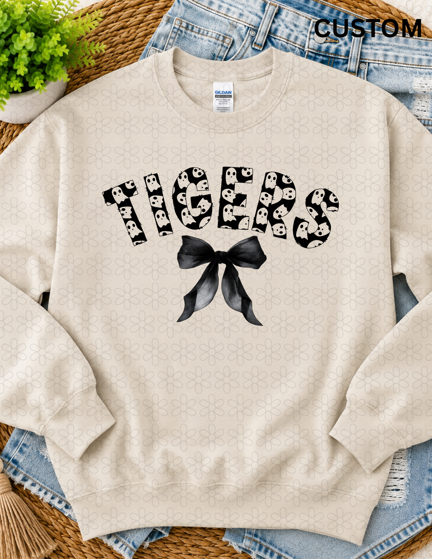 CUSTOM GHOST HALLOWEEN FONT BOW Completed Tee