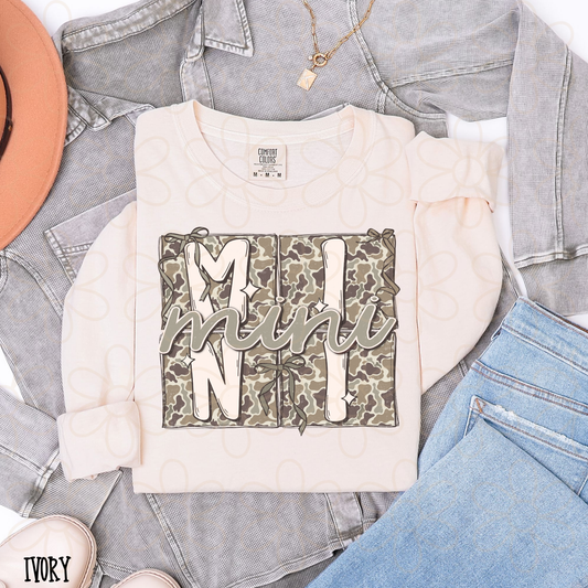 Camo Bows Stacked Mini Kids Completed Tee