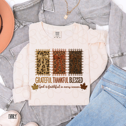 Leopard Bows Grateful Thankful Blessed Completed Tee