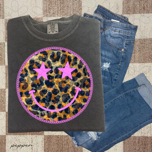 Leopard Smiley Pink Stars Kids Completed Tee