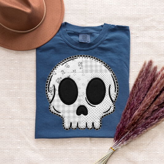 patwork skull with Bow Completed Tee