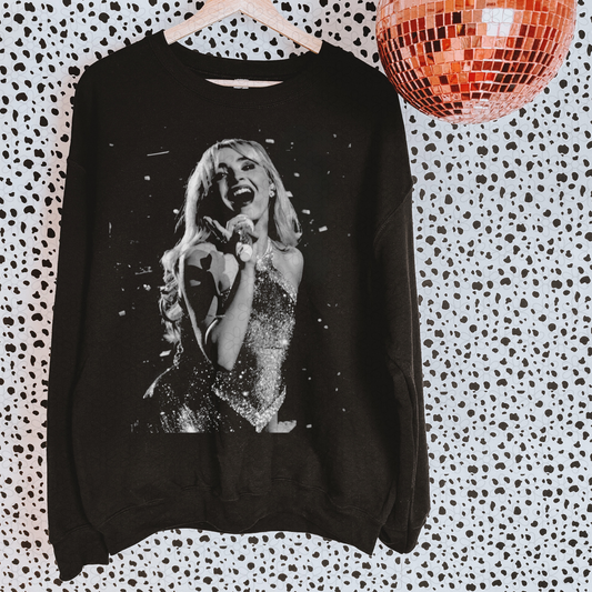 Sabrina Carpenter Completed Tee