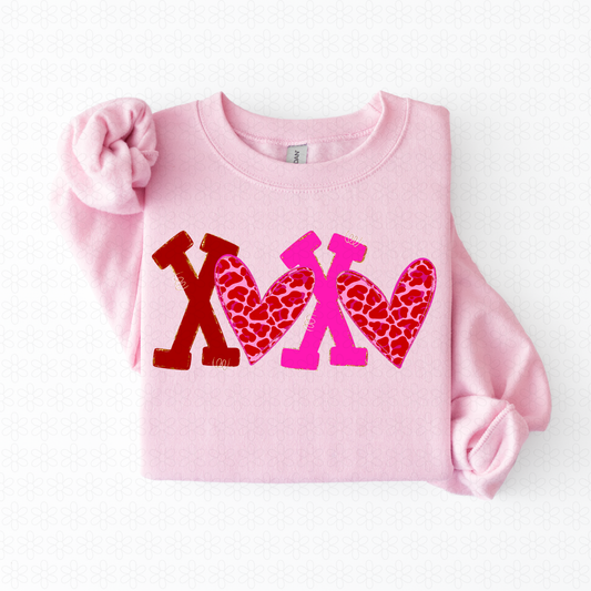 XOXO Leopard Hearts Kids Completed Tee